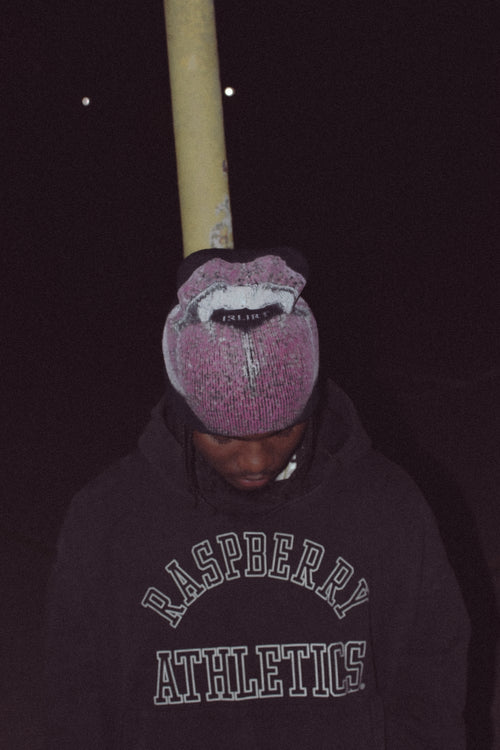 LICK OF LIFE BEANIE (Black)